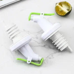 Set di 2 beccucci versatori bianchi per olio e aceto con coperchio verde a scatto