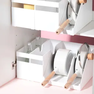 Organisateur de placard de cuisine blanc minimaliste et étagère à casseroles pour rangement