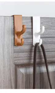 Türhaken für Kleidung und Taschen, Doppelhakendesign aus Kunststoff in Braun und Weiß