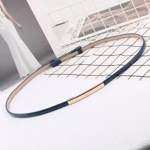 Femme fine ceinture en cuir verni simple mode robe chaîne de taille polyvalente sangle