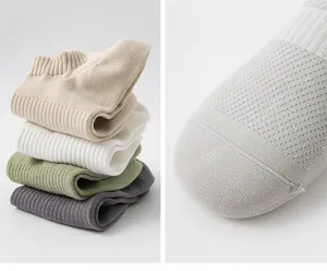 Sommer dünne Herren Mesh unsichtbare Socken atmungsaktive einfarbige Baumwolle rutschfest.
