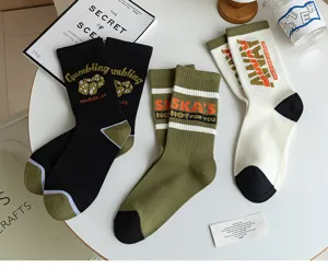 Calcetines de media pantorrilla de algodón streetwear para hombres, calcetines casuales de moda, otoño.