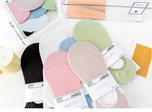 Comfortable breathable women invisible socks with mesh design, anti-slip low cut boat socks for summer.