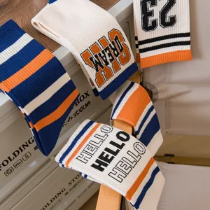 Chaussettes de sport en coton pour hommes été mi-tubulaires rayées imprimées lettres