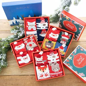 Chaussettes en Coton pour Boîte Cadeau de Noël pour Femmes Poupée Peluche Dessin Animé 3D Chaussettes Chaudes Hiver Mi-hautes Chaussettes Cadeau Fête