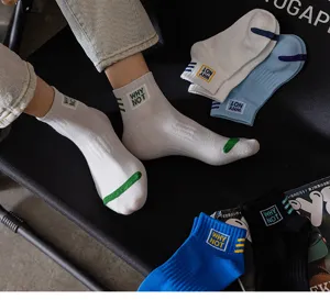 Stylish men short socks breathable cotton low cut sports socks casual ankle socks detail