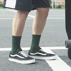 Men's green cotton mid-calf socks spring summer breathable vertical striped casual socks