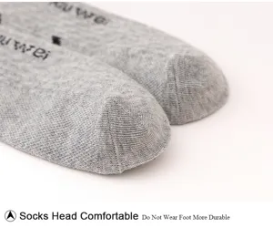 Men's grey breathable short socks, comfortable toe design, durable sports socks for daily wear.