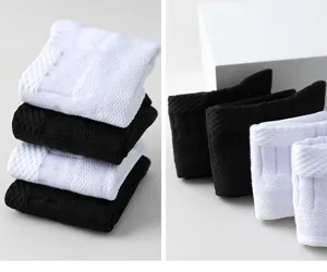 Herren Sport Socken mit gepolsterter Frotteesohle, atmungsaktiv für Basketball Laufen.