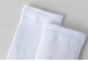 Herren Sportsocken Detail weisse gerippte Buendchen atmungsaktiv schweisstreibend Laufsocken