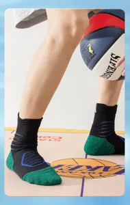 Herren Basketball Sport Kompressionssocken mit rutschfester Frotteesohle für Training.