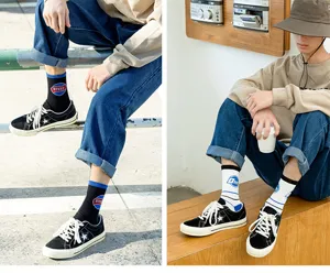 Men autumn winter trendy mid tube cotton socks hip hop streetwear casual sports comfortable soft