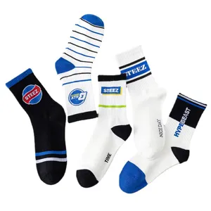 Men trendy mid-tube cotton socks hip-hop casual streetwear stylish athletic basketball socks