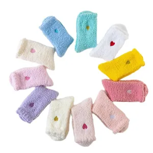 Chaussettes de nuit douillettes en molleton de corail pour femmes épaisses hiver maison colorées