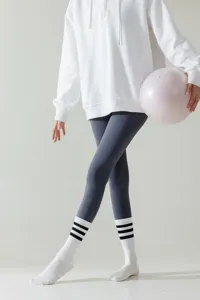 Comfortable women white yoga socks and sports leggings set, high elastic fitness wear for running.