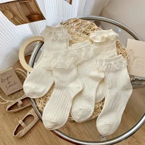 Weiße rüschen spitzen socken süße lolita kniestrümpfe kawaii damen socken stilvoll