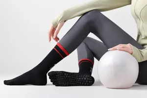 Women five toe yoga socks anti slip pilates mid calf athletic socks with cute dog pattern.