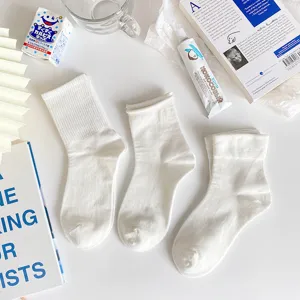 White mid-tube socks for women, cute Japanese ins style casual socks, spring and summer thin.