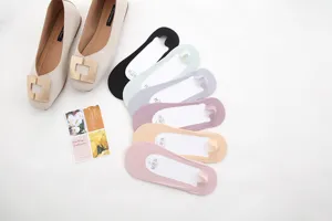 Women's shallow mouth invisible boat socks, summer thin ice silk cotton bottom socks set.