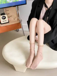 Chaussettes mi-hautes en dentelle transparente pour femmes été lolita mignonnes volants