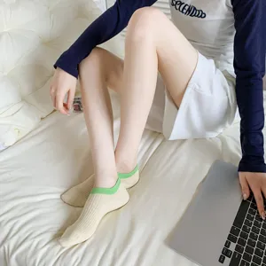 Comfortable women short socks with green contrast trim, breathable cotton boat socks.