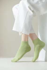 Bequeme Baumwoll-Netz-Kurzsocken Detailaufnahme, atmungsaktive Sommer Damen-Socken.
