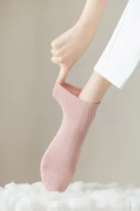 Detailansicht rosa Damen Netzsocken aus Baumwolle, elastisch und atmungsaktiv für den Sommer.