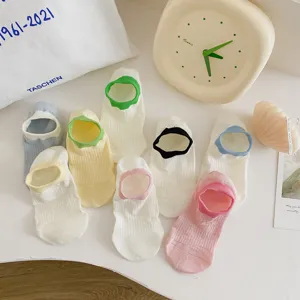 Women shallow boat socks contrast color summer thin cotton invisible short socks detail view