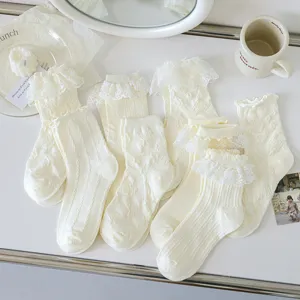 Chaussettes mi-hautes à volants en dentelle blanche mignon Lolita JK bas pour femmes été quotidien