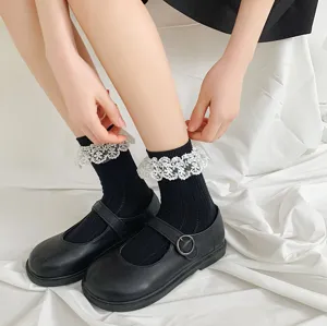 Chaussettes Lolita noires avec volants en dentelle blanche, style JK doux pour femmes.