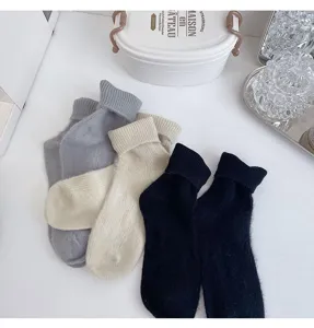 Cozy plush winter women socks fluffy thick solid color warm slouch knit socks detail view