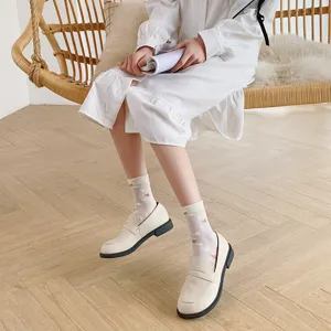 Cute Japanese white mid-tube socks for women, sweet spring summer thin cotton socks fashion.