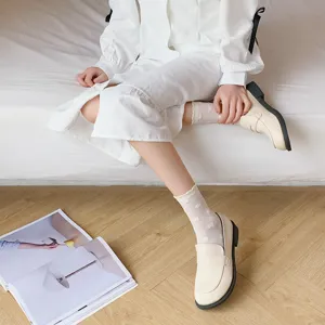 White ruffle crew socks for women, cute Japanese style sweet spring and summer thin cotton socks.