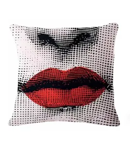 Fodera per cuscino in lino con labbra rosse pop art retrò per decorazione domestica.