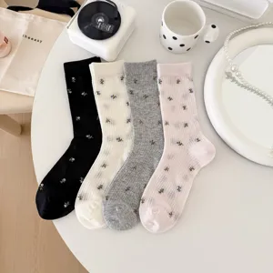 Süße Damen Socken mit Blumen Mesh, atmungsaktive japanische Frühlings- und Sommersocken.