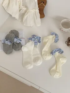 Chaussettes femmes volants mignonnes revers carreaux bleus coton douces style quotidien chic