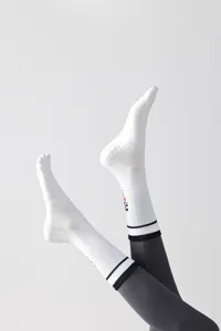 Women's toe socks split toe anti-slip yoga pilates socks cute middle tube sports socks