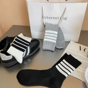 Women's JK style breathable three-stripe long socks, fashionable spring and summer hosiery.
