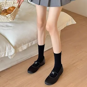 Chaussettes mi-hautes mignonnes avec nœud en coton pour femmes au printemps et été