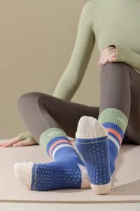 Professionelle Anti-Rutsch-Yogasocken für Damen, Baumwollsocken mit Noppen für Fitness und Yoga.