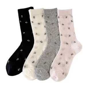 Damen Socken Blumen Mesh Mid-Tube atmungsaktiv Fruehling Sommer süss Freizeit Strumpfware