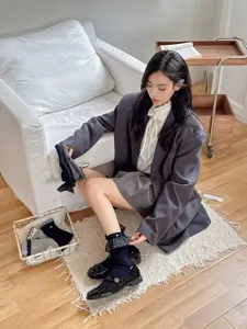 Women ruffle mid-calf socks ins style korean fashion cute plaid lace socks daily wear.