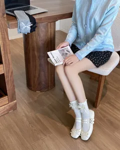Sweet lace bow mid-calf socks for women, cute Korean style ruffled autumn winter jk socks