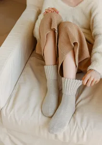 Calcetines térmicos de lana gruesa para mujer, calcetines de invierno de punto detalle.