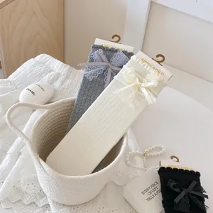 Sweet lace bow ruffle mid-tube socks, cute Korean style autumn winter college socks.