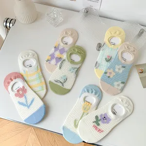 Cute women mesh boat socks for summer, low cut invisible short socks with anti slip floral pattern.