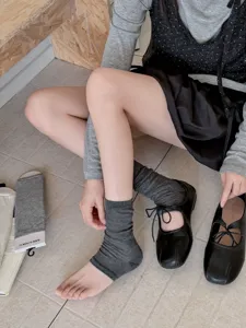 Unifarbene kurze Steigbügelsocken für Damen, atmungsaktive Baumwolle Sommer Beinwärmer.
