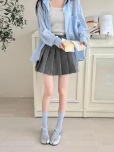 Summer ultra-thin mulberry silk split-toe mid-calf socks for women, Japanese style tabi socks.
