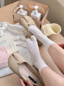 Summer ultra-thin mulberry silk split toe socks and Japanese tabi flats set, soft and comfortable.
