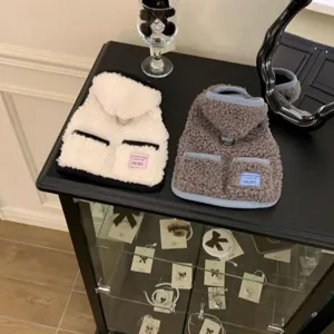 Gilet à capuche en molleton pour petits chiens et chats, vêtements d'hiver pour animaux.